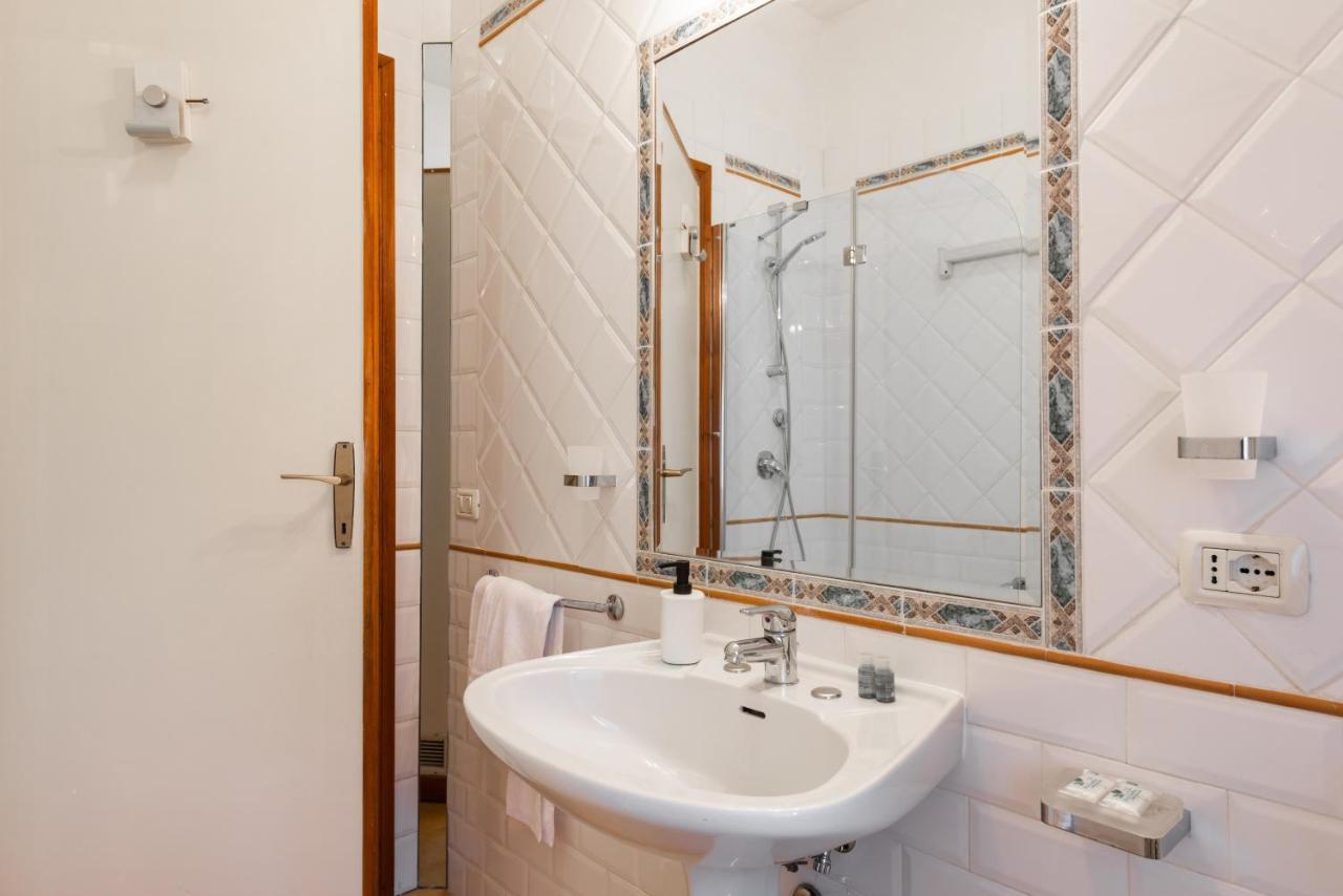 Studio Suite Aurelia Antica Rome Exterior photo